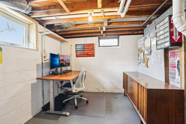 28-web-or-mls-Maryland Ave-2204-028.jpg | Image 23