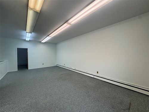 1091 Country Rd, Stony Brook, NY, 11790-1922 | Card Image