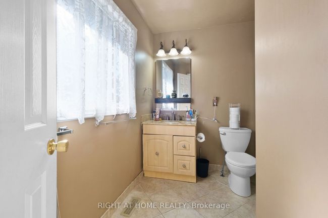 6104 Vineyard Dr, House other with 4 bedrooms, 3 bathrooms and 3 parking in Orléans ON | Image 36