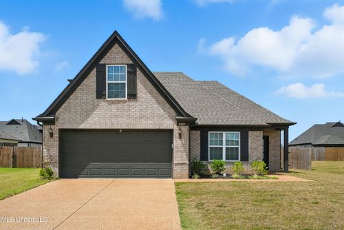 8685 Lana Dr, Southaven, MS, 38672-1087 | Card Image