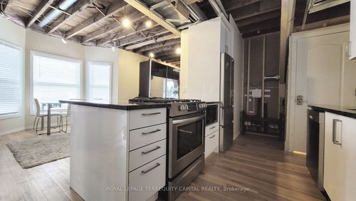 4563 Ryerson Cres, Niagara Falls, ON, L2E1E3 | Card Image