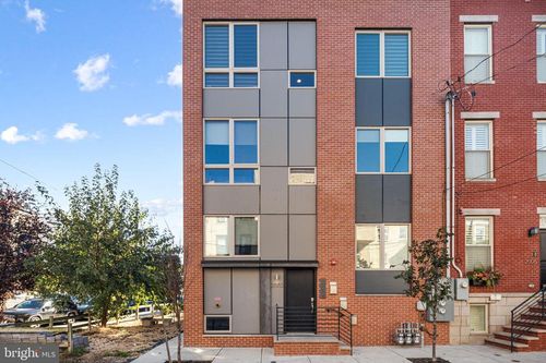 2-2002 Annin St, PHILADELPHIA, PA, 19146-2809 | Card Image