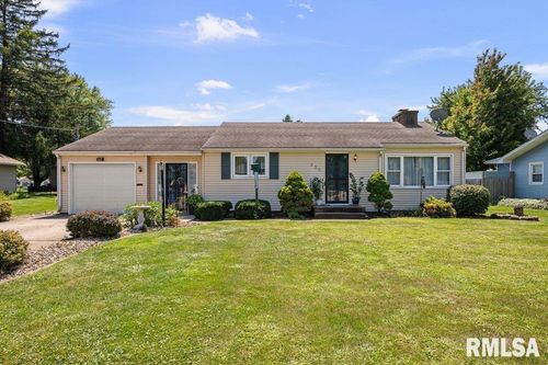 335 E College St, Kewanee, IL, 61443-3850 | Card Image