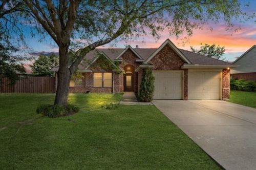1018 Karen St, Aubrey, TX, 76227-6222 | Card Image