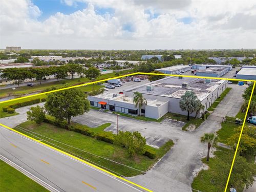 3651 Nw 120th Ave, Coral Springs, FL, 33065-2530 | Card Image