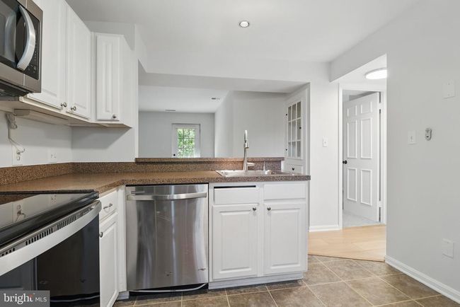 APT-3 - 1403 E Abingdon Dr, Condo with 1 bedrooms, 1 bathrooms and null parking in ALEXANDRIA VA | Image 9