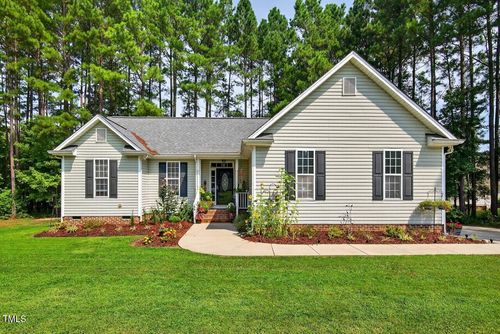 109 N Cinnebar Ct, Henderson, NC, 27537-6927 | Card Image