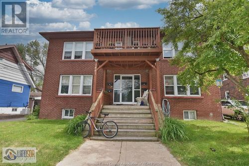 1441 Ellis St E, Windsor, ON, N8X2J7 | Card Image