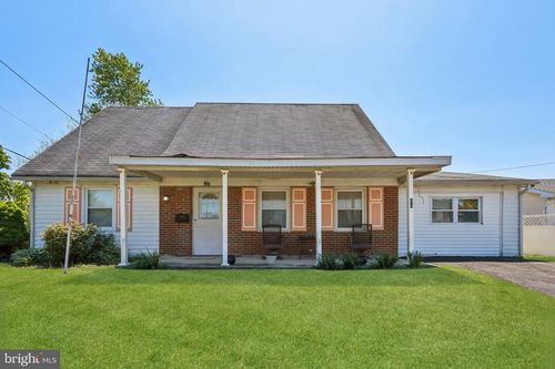 86 Medford Ln, WILLINGBORO, NJ, 08046-3121 | Card Image