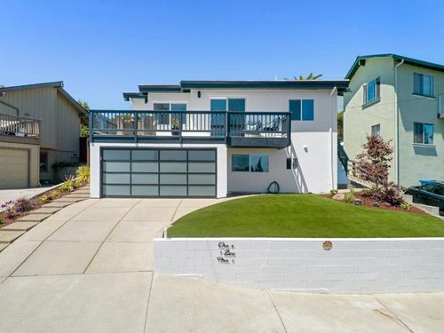 105 Vista Mar Ct, Aptos, CA, 95003-3924 | Card Image