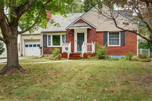 5343 Rosewood St, Roeland Park, KS, 66205-2153 | Card Image