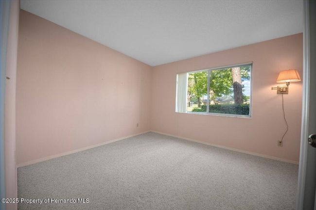7682 St Andrews Blvd, Condo with 2 bedrooms, 2 bathrooms and null parking in WEEKI WACHEE FL | Image 6
