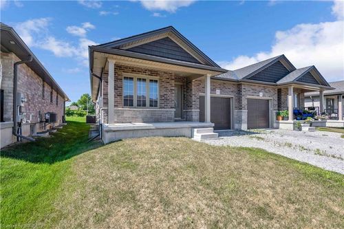 15 Peachleaf Lane, Waterford, ON, N0E1Y0 | Card Image