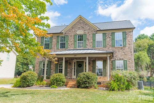 281 Fischer Rd, Fort Mill, SC, 29715-5920 | Card Image
