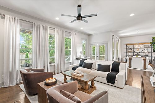 a-2712 Meadow Rose Dr, Nashville, TN, 37206-1106 | Card Image