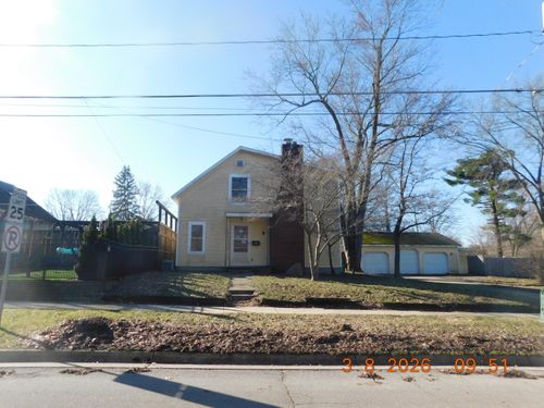 108 Hill St, Dowagiac, MI, 49047-2123 | Card Image