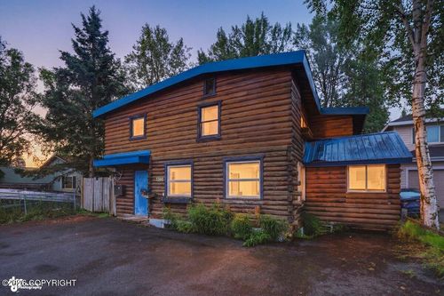 3340 Tarwater Ave, Anchorage, AK, 99508-1028 | Card Image