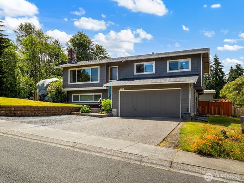 2103 SW Sw 306th Pl, Federal Way, WA, 98023-2336 | Card Image