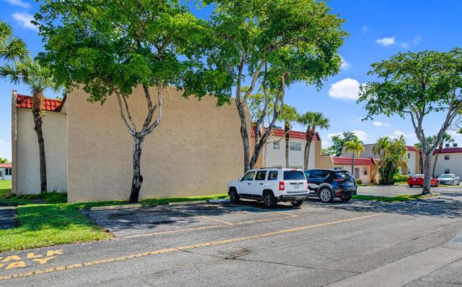 173 Lake Carol Drive, Condo with 1 bedrooms, 1 bathrooms and null parking in West Palm Beach FL | Image 24