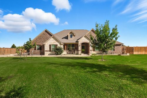 142 High Ridge Ct, Decatur, TX, 76234-1775 | Card Image