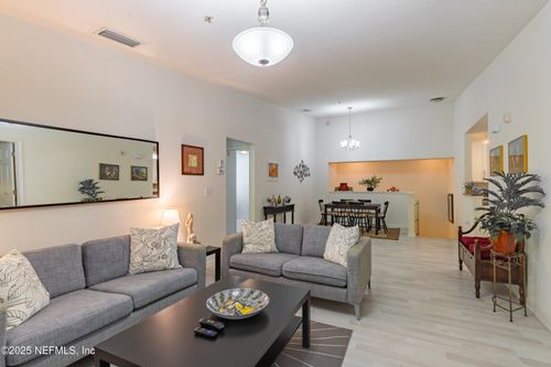 106-8196 Cabin Lake Cir, Jacksonville, FL, 32256-8542 | Card Image