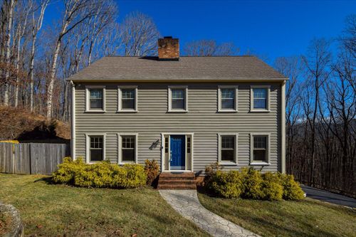 6861 Campbell Dr, Salem, VA, 24153-8221 | Card Image