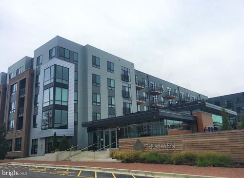 unit-541-145 Riverhaven Dr, OXON HILL, MD, 20745-1071 | Card Image