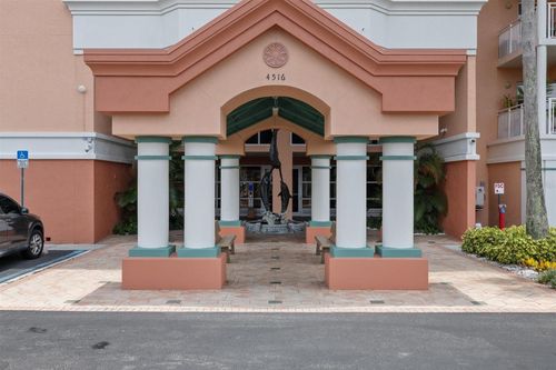 804-4516 Seagull Dr, NEW PORT RICHEY, FL, 34652-2124 | Card Image