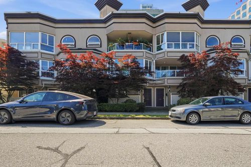 1284 W 8th Ave, Vancouver, BC, V6H3Y9 | Card Image