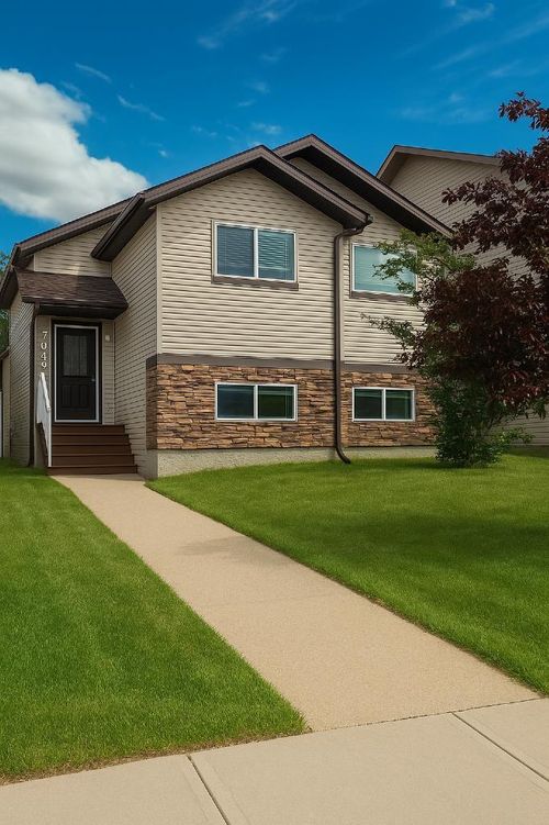 7049 89 St, Grande Prairie, AB, T8X0C1 | Card Image