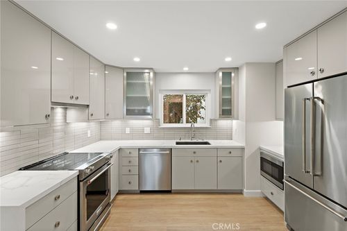 1b-3241 San Amadeo, Laguna Woods, CA, 92637-3023 | Card Image