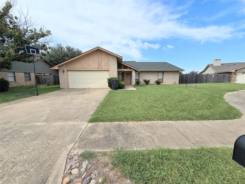 903 Moss Cir, Killeen, TX, 76542-2616 | Card Image