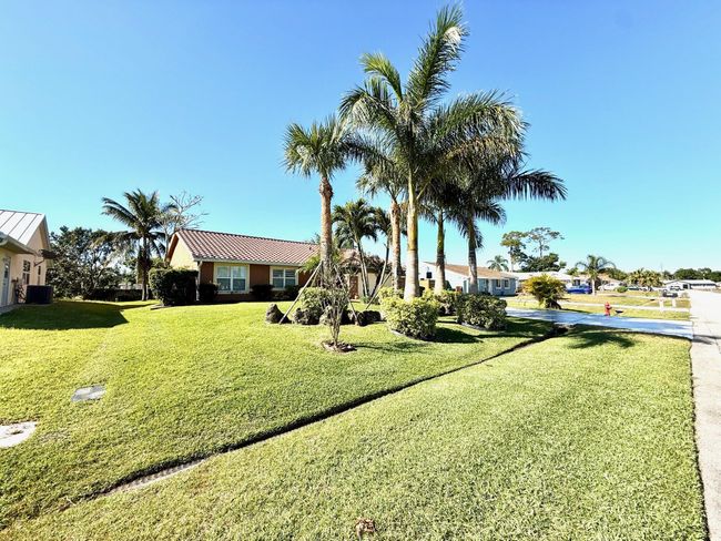 434 Se Doat St, House other with 3 bedrooms, 2 bathrooms and null parking in Port St. Lucie FL | Image 11