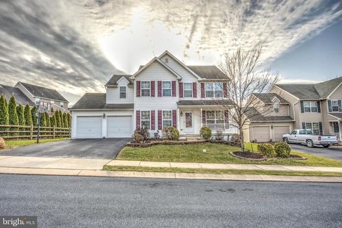 115 Grayson Ave, EAST EARL, PA, 17519-9276 | Card Image