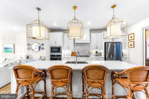 13717 Hunt Valley Ct, COCKEYSVILLE, MD, 21030-1496 | Card Image