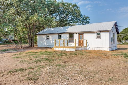 334 Briar Oaks Dr, Azle, TX, 76020-6904 | Card Image