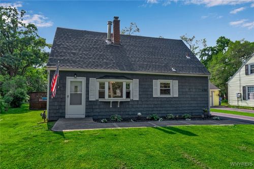 4306 Shimerville Rd, Clarence, NY, 14031-1831 | Card Image