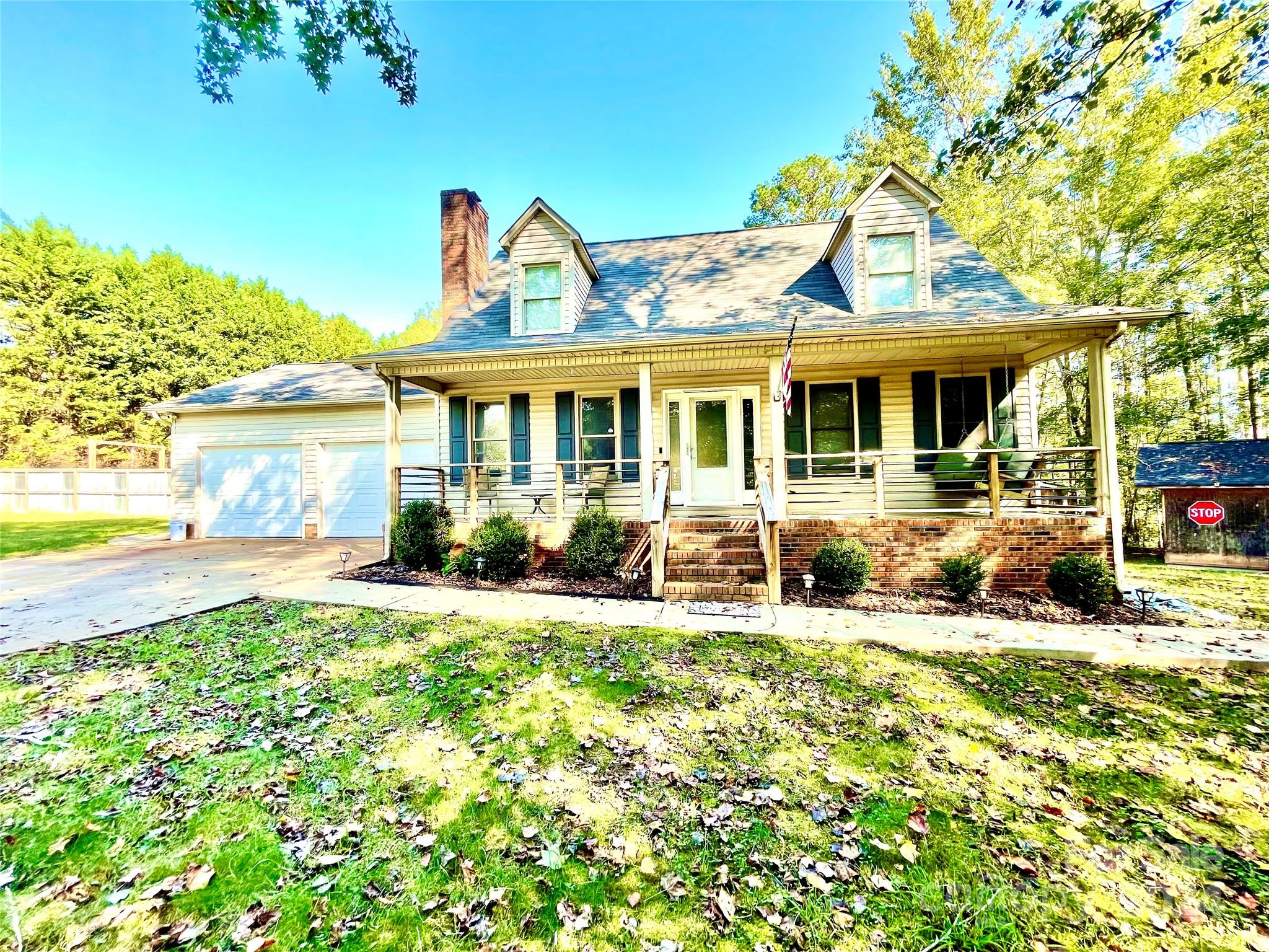 Hemingway Dr, Dallas, NC 28034
