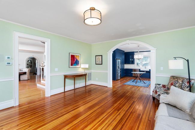 675 E Beverley St, House other with 4 bedrooms, 4 bathrooms and null parking in STAUNTON VA | Image 22