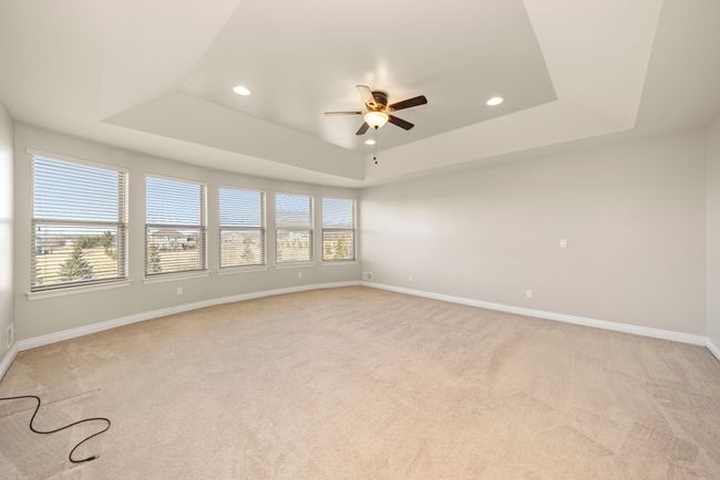 LARGE PRIMARY BDRM W/LOTS OF WINDOWS | Image 19