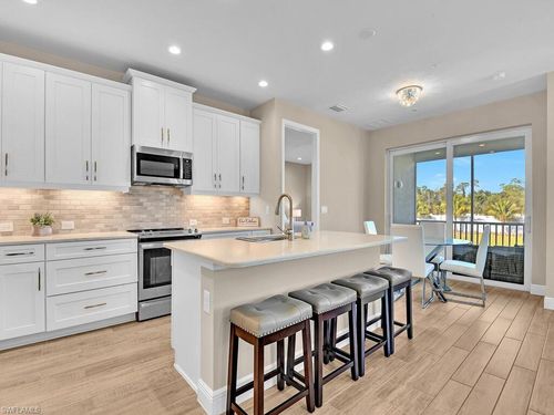 unit-308-2561 Seychelles Dr, NAPLES, FL, 34112-3033 | Card Image