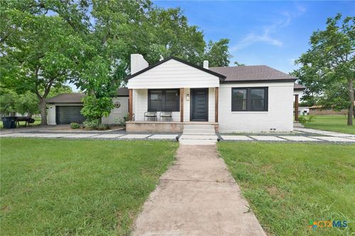 102 Elmo, Florence, TX, 76527-4085 | Card Image