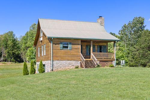 2890 Ellis Ln, PALMYRA, TN, 37142-2213 | Card Image