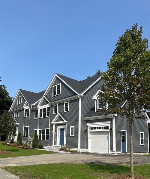 33-33 Pleasant St, Wellesley, MA, 02482-4625 | Card Image