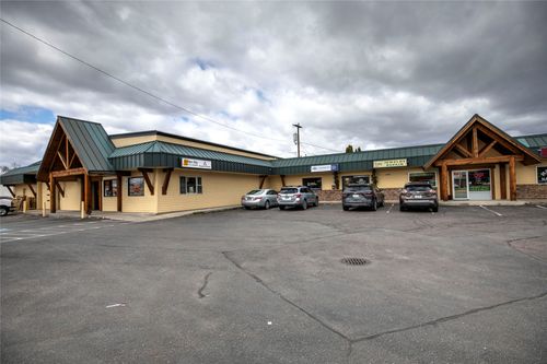 3217 Brooks St, Missoula, MT, 59801-8285 | Card Image