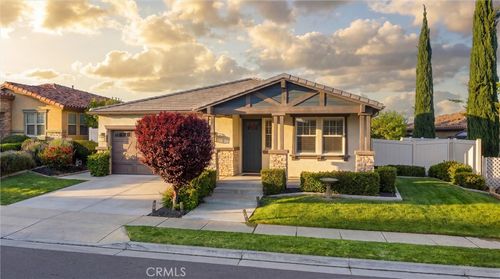 1300 Heritage Dr, Calimesa, CA, 92320-1083 | Card Image