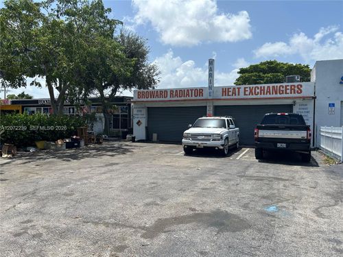 1863 S State Road 7, Davie, FL, 33317-6445 | Card Image