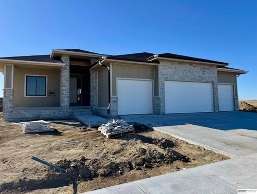 10316 S 212th St, Gretna, NE, 68028-5161 | Card Image