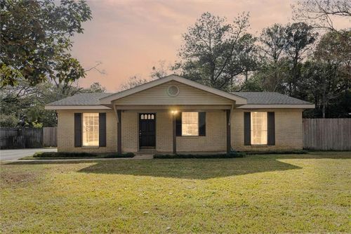 3805 Hilton Dr, Mobile, AL, 36693-3926 | Card Image