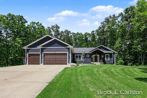 1294 Tall Tree Ln, Muskegon, MI, 49445-1265 | Card Image